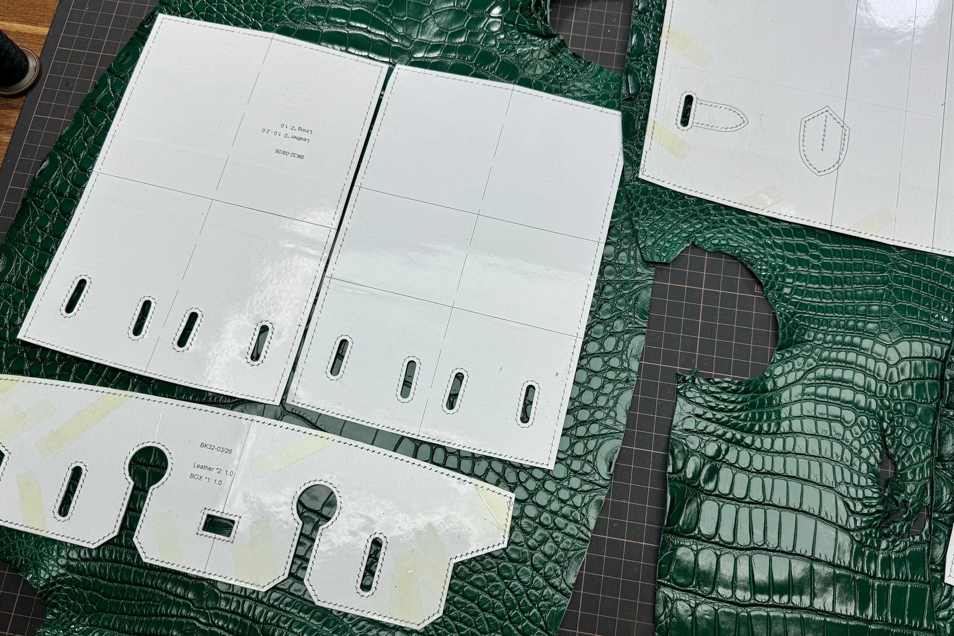 Alligator bag PDF pattern templates by HuongCraft