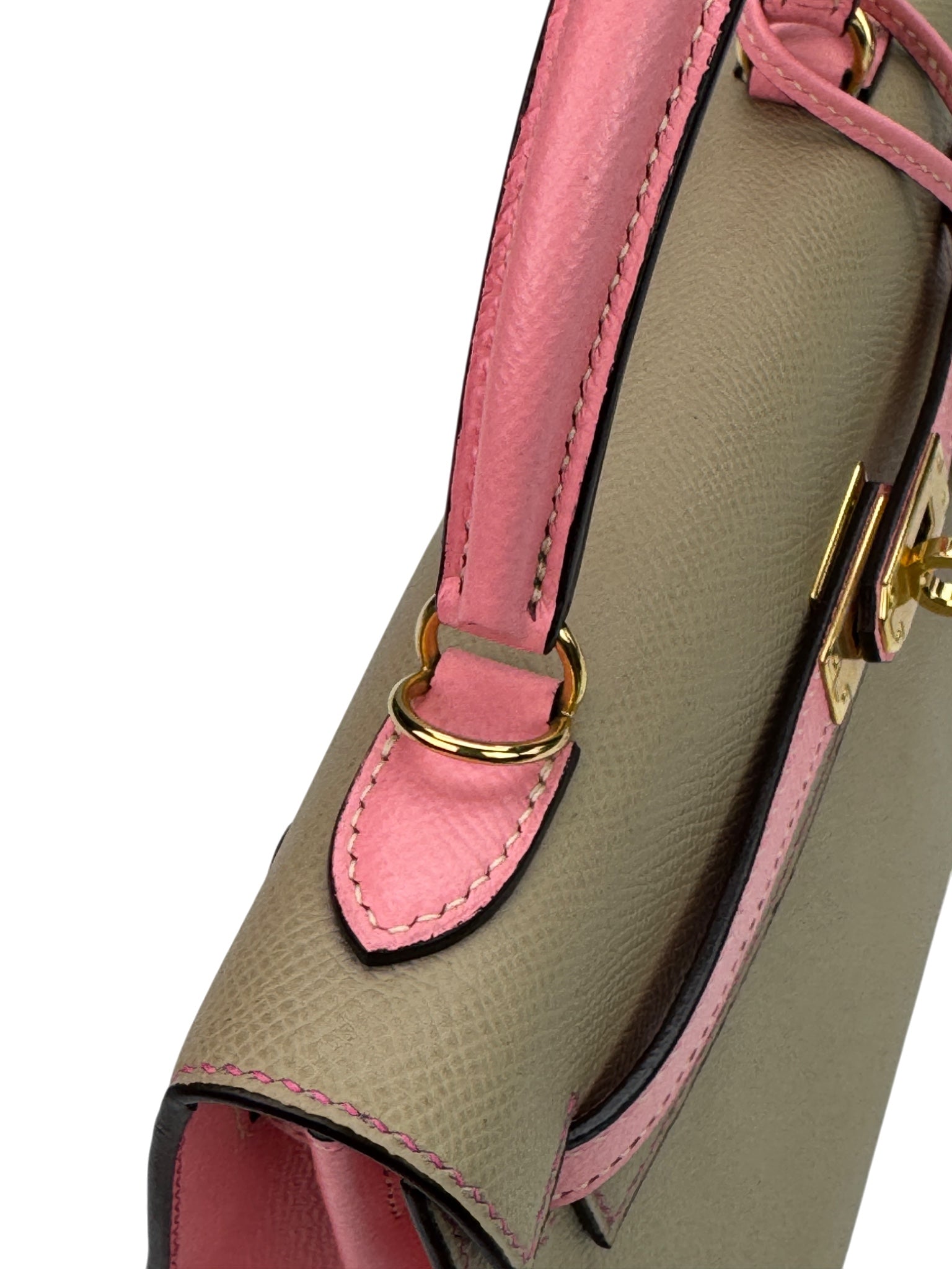 Handle detail of Kelly 25 handmade leather bag – HuongCraft pattern